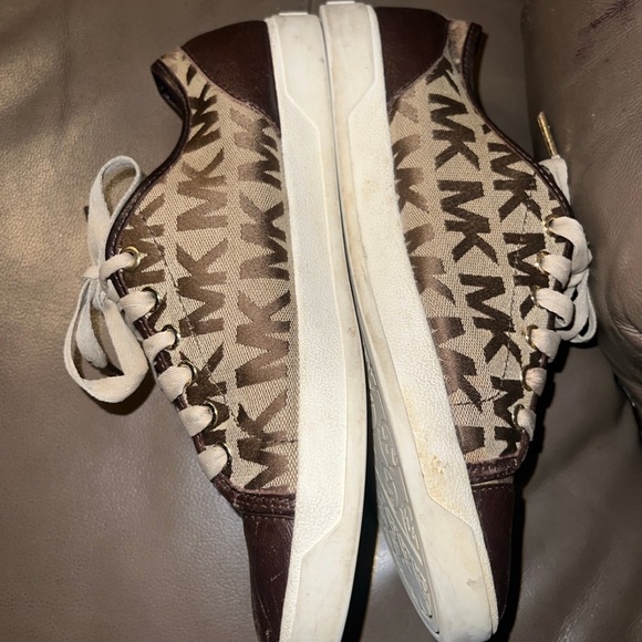 Michael Kors Signature Sneakers, Women’s Size 9.5 - Picture 4 of 6